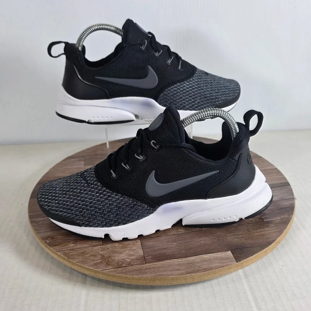 Nike Presto Fly SE GS Kids Size 6Y Black Anthracite   Running Shoes AA3060-001